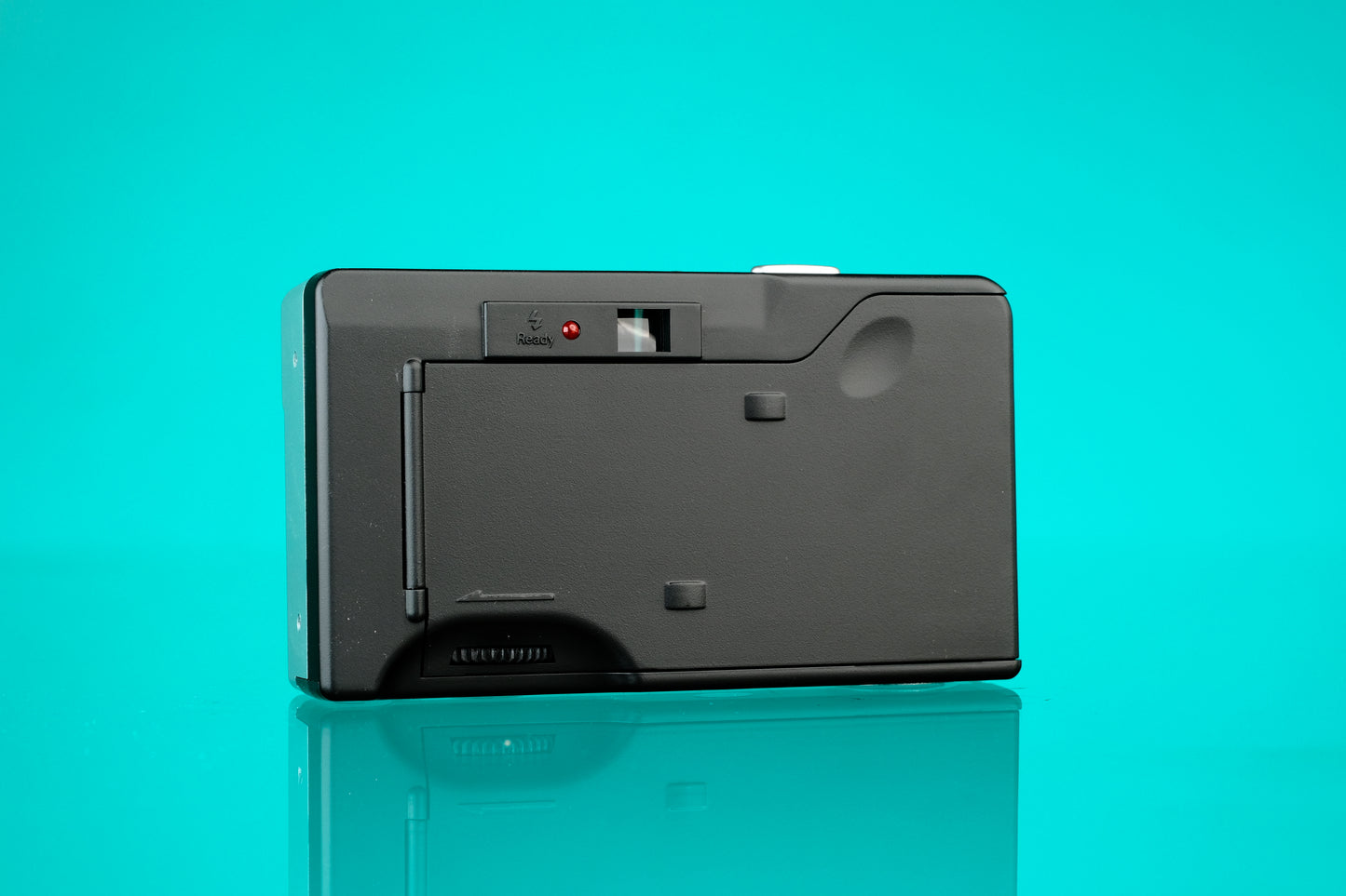 Reto Pano - Ultra Wide 35mm Point and Shoot Film Camera