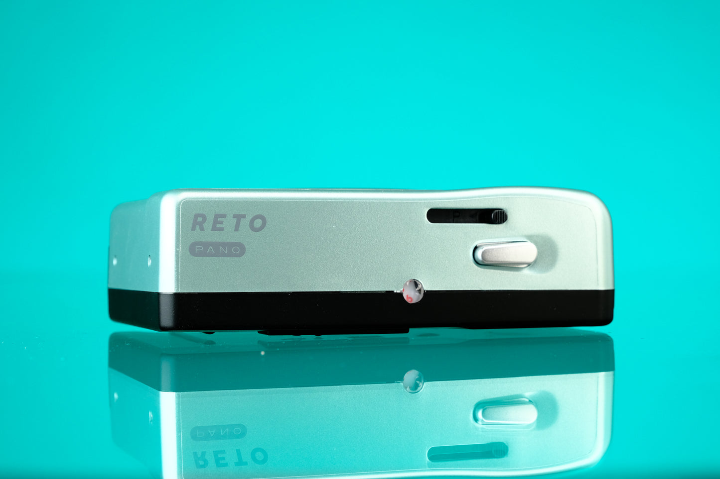 Reto Pano - Ultra Wide 35mm Point and Shoot Film Camera