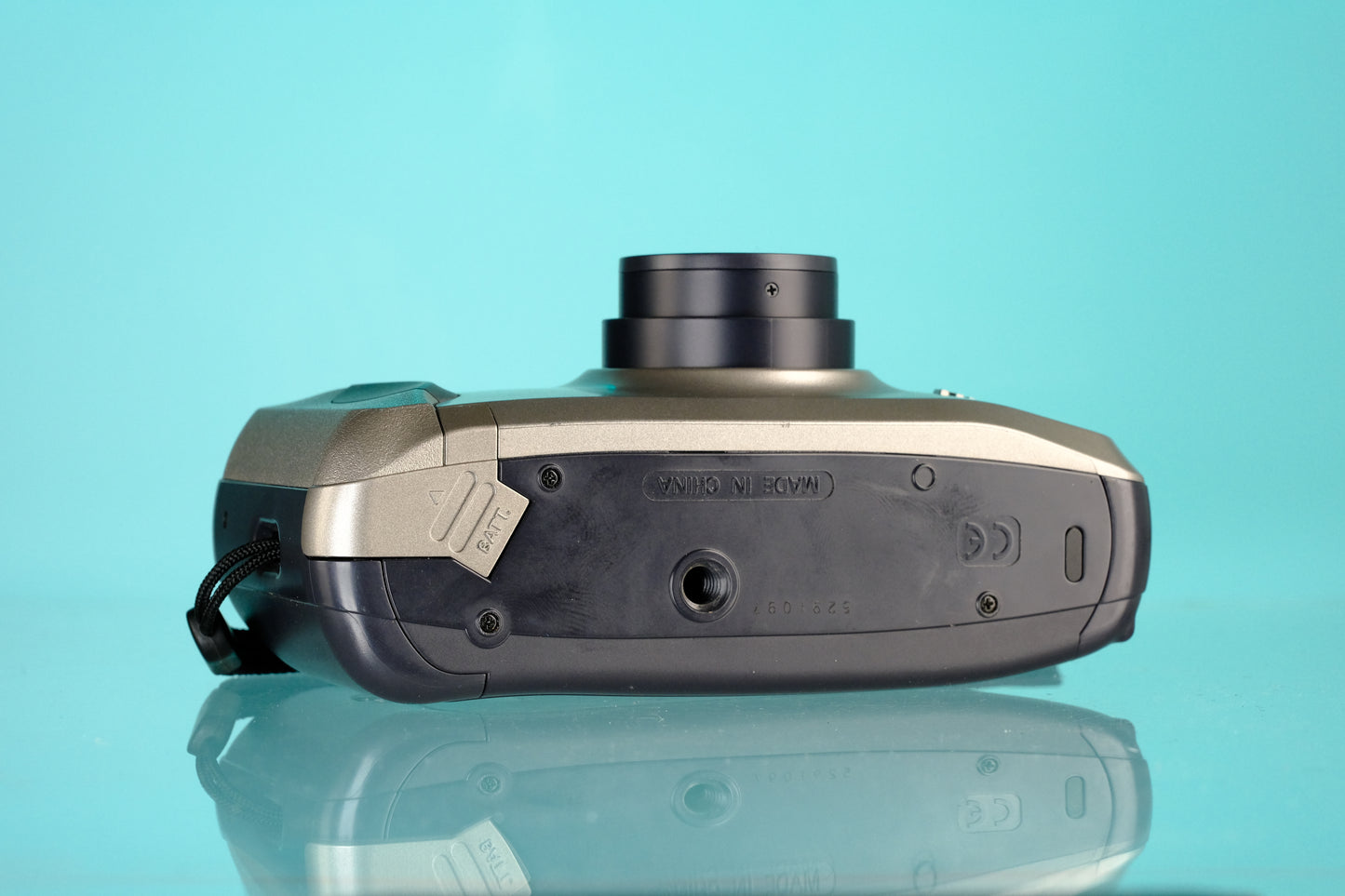 Nikon Zoom 210 AF 35mm Point and Shoot Film Camera