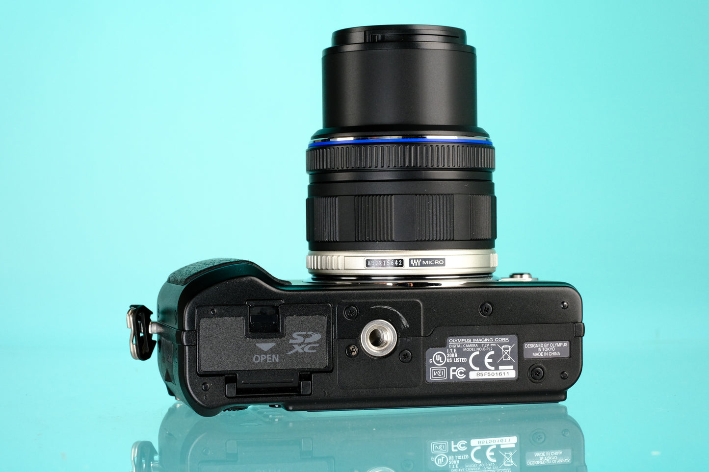 Olympus Pen EPL2 Micro 4/3 Mirrorless Camera w/ 14-42mm Zoom Lens