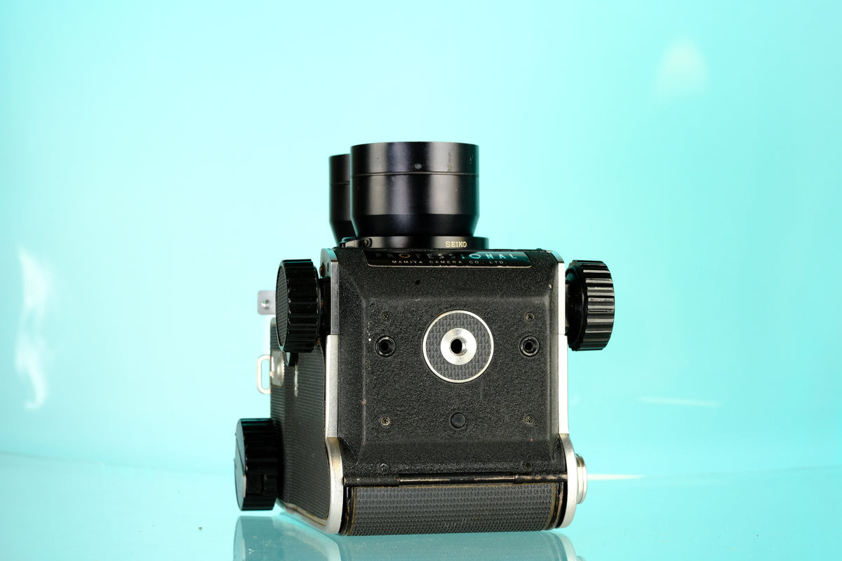 Mamiya C220 TLR Medium Format Film Camera + 135mm F/4.5 Blue Dot Lens