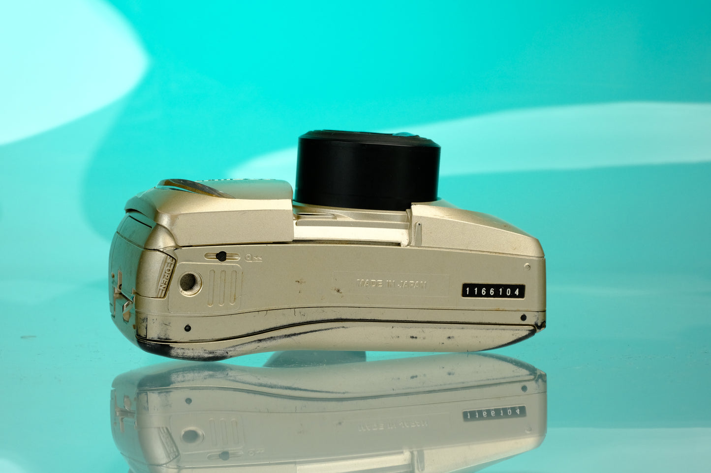 Olympus Infinity Stylus Zoom 140 35mm Point and Shoot Camera