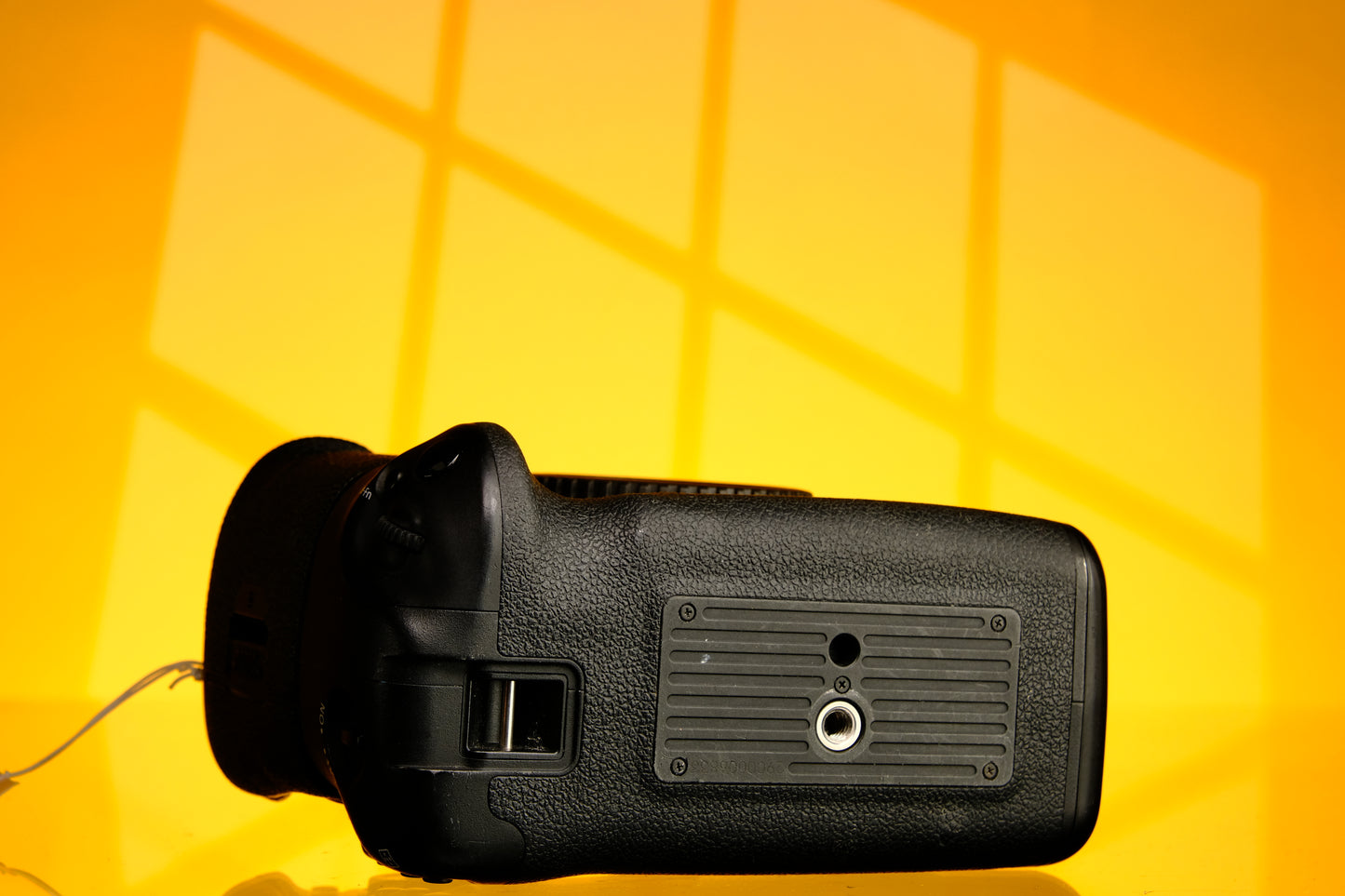 Canon 5D MKIV 30MP Full frame DSLR + Battery Grip – Excellent Condition