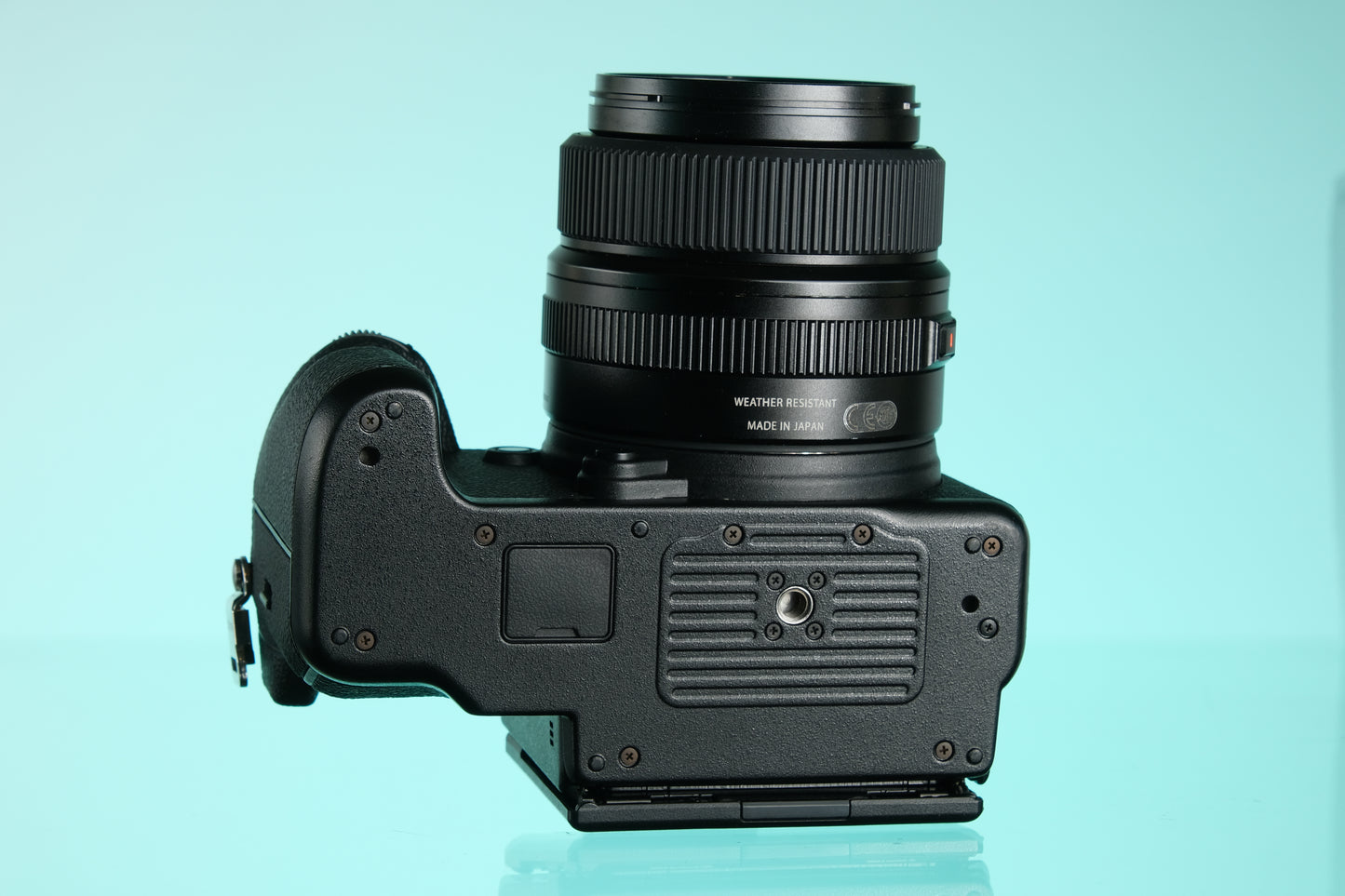 Fujifilm GFX 50s Medium Format Digital Camera Kit + 63mm f/2.8 GF Autofocus Lens