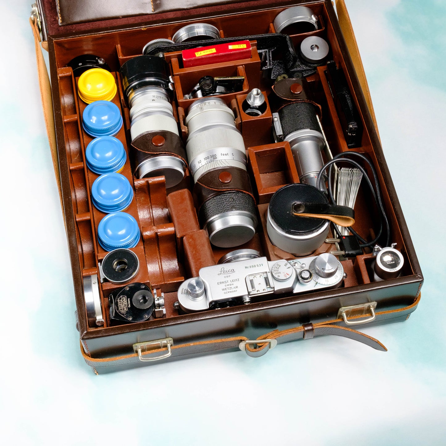 Leica IIIG 35mm Rangefinder FIlm Camera Brief Case Kit