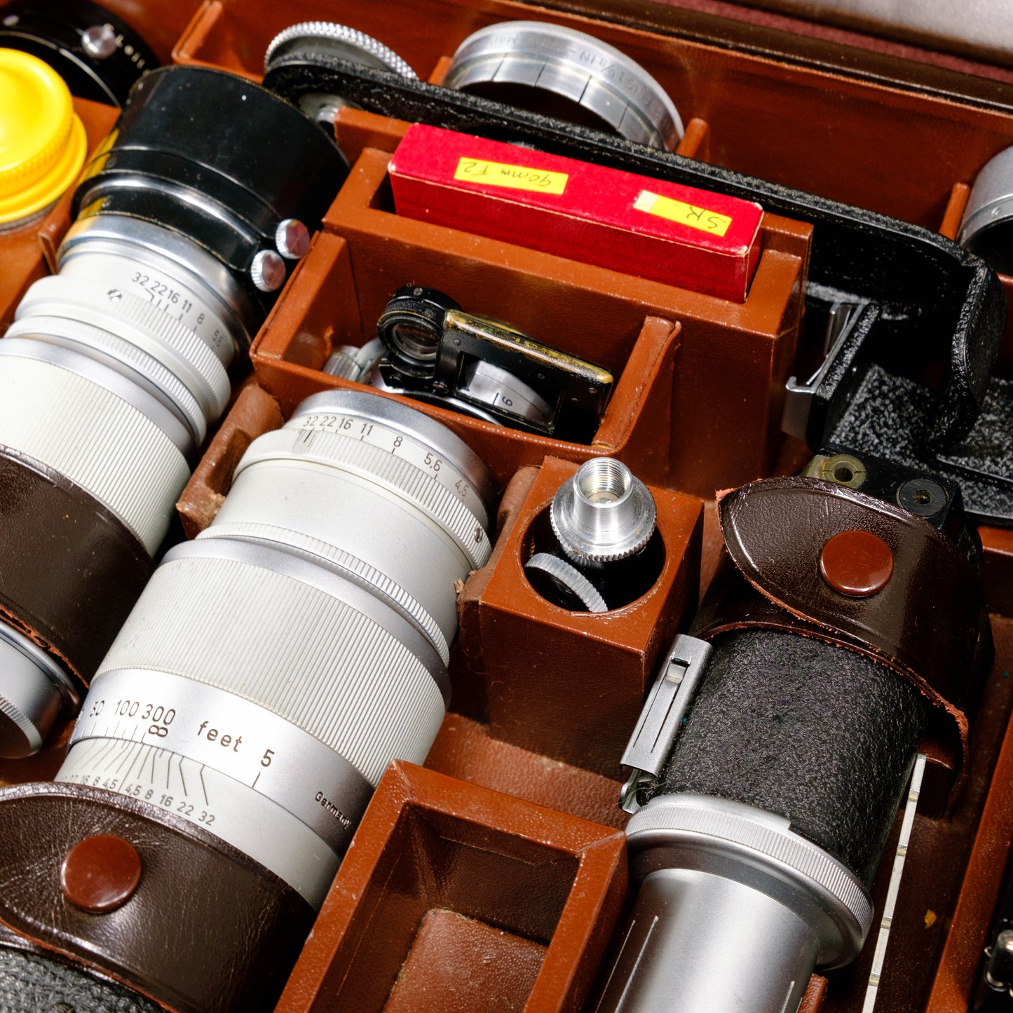 Leica IIIG 35mm Rangefinder FIlm Camera Brief Case Kit