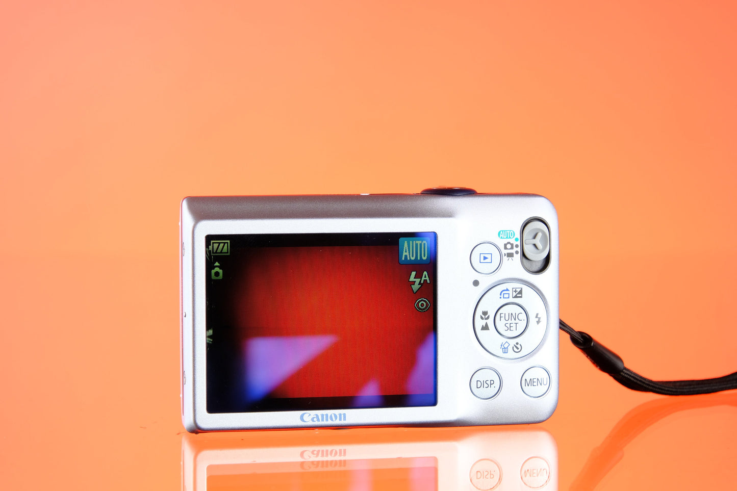 Canon PowerShot SD1300 IS Digital Point and Shoot Camera Starter Kit