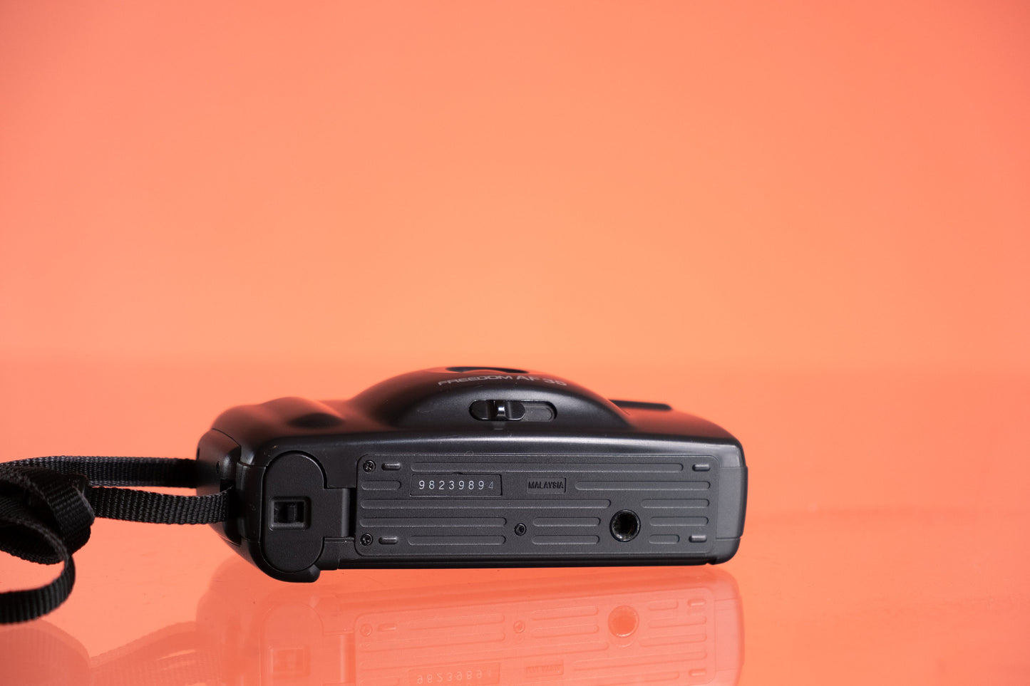 Minolta Freedom AF35 35mm Point and Shoot Film Camera