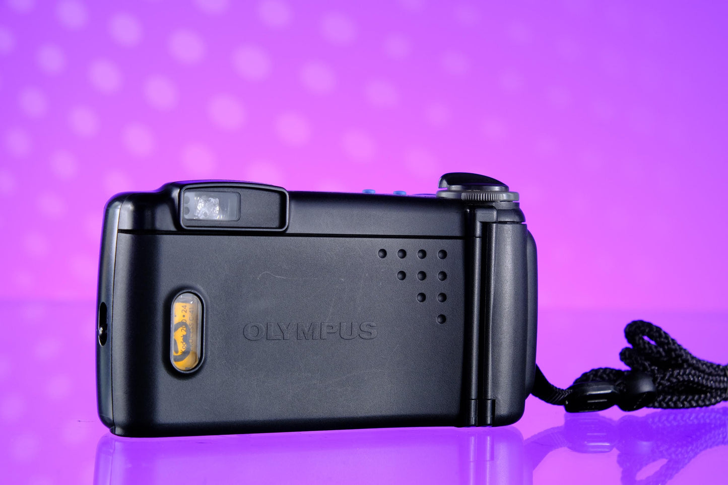 Olympus Zoom 2000 35mm Point and Shoot FIlm Camera