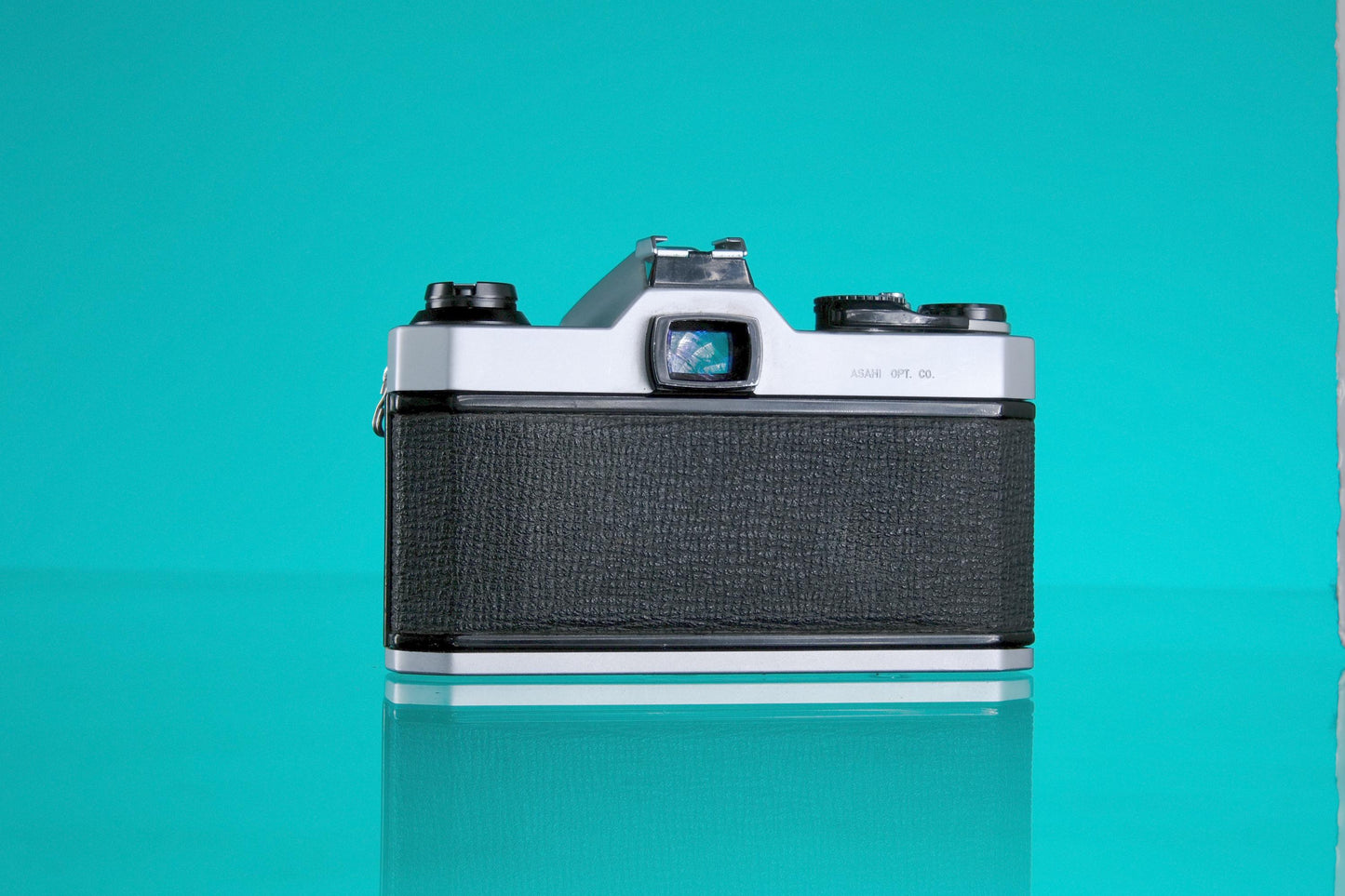 Pentax K1000 35mm SLR Film Camera + 50mm F/2 Kit Lens