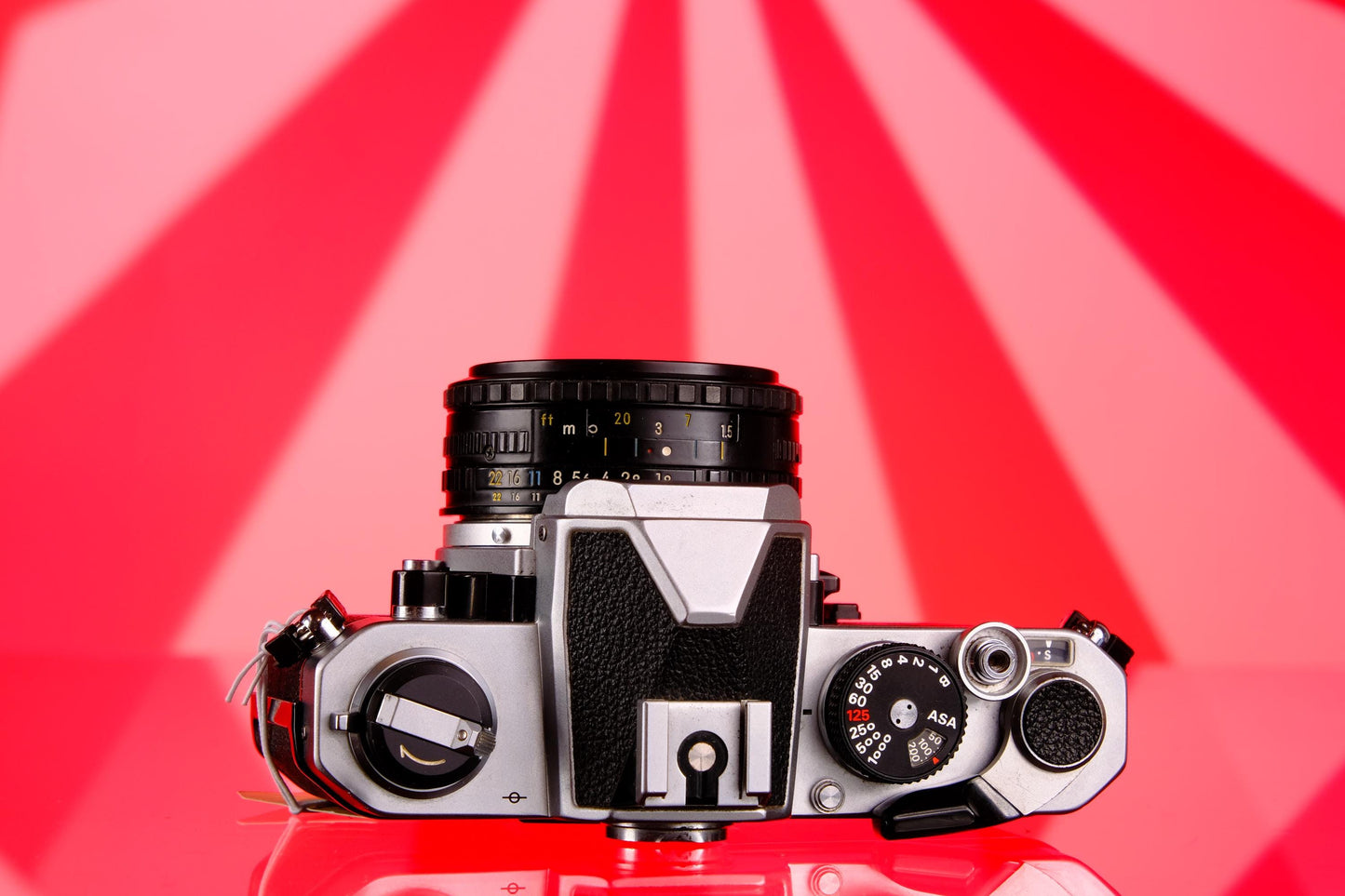 Nikon FM 35mm SLR + 50mm f/1.8 Series E Lens Tested!