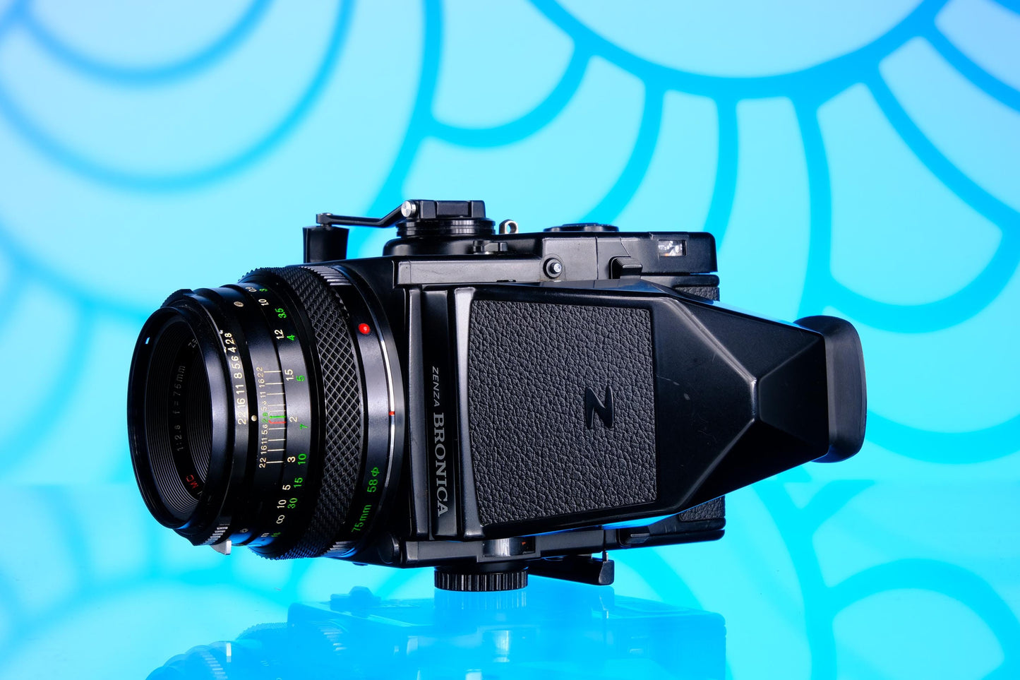 Bronica ETRs 645 Medium Format Film Camera + 75mm F/2.8