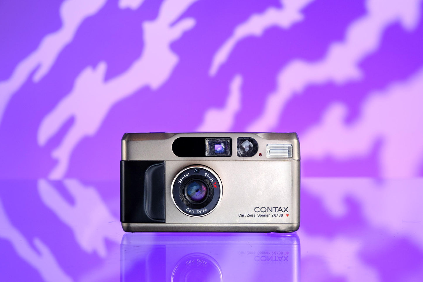 Contax T2 35mm Point and Shoot Camera Film Tested!