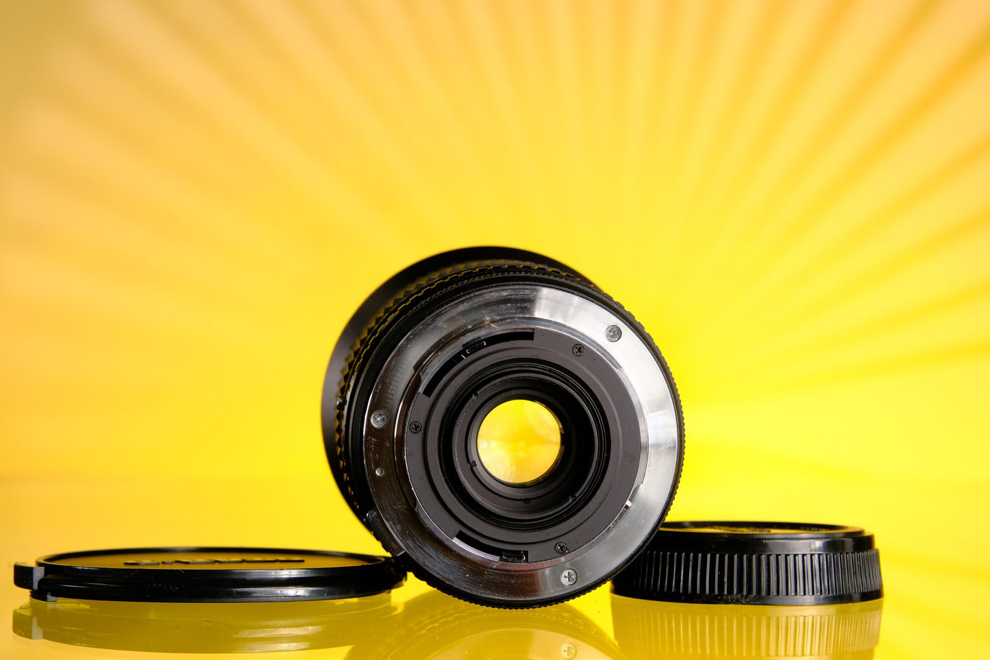 Star-D 28-80mm F/3.5-4.5 Macro Zoom Lens for OM-Mount