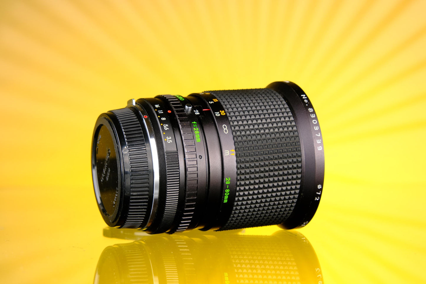 Star-D 28-80mm F/3.5-4.5 Macro Zoom Lens for OM-Mount