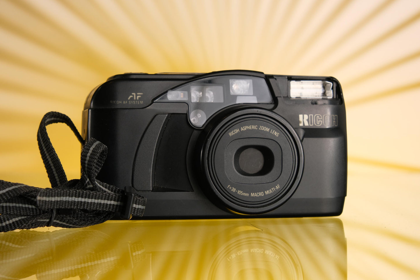 Ricoh Shotmaster P Zoom Date 35mm Point & Shoot Film Camera