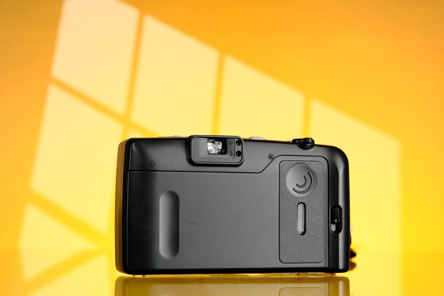 Bell & Howell PZ3000 35mm Point and shoot Camera