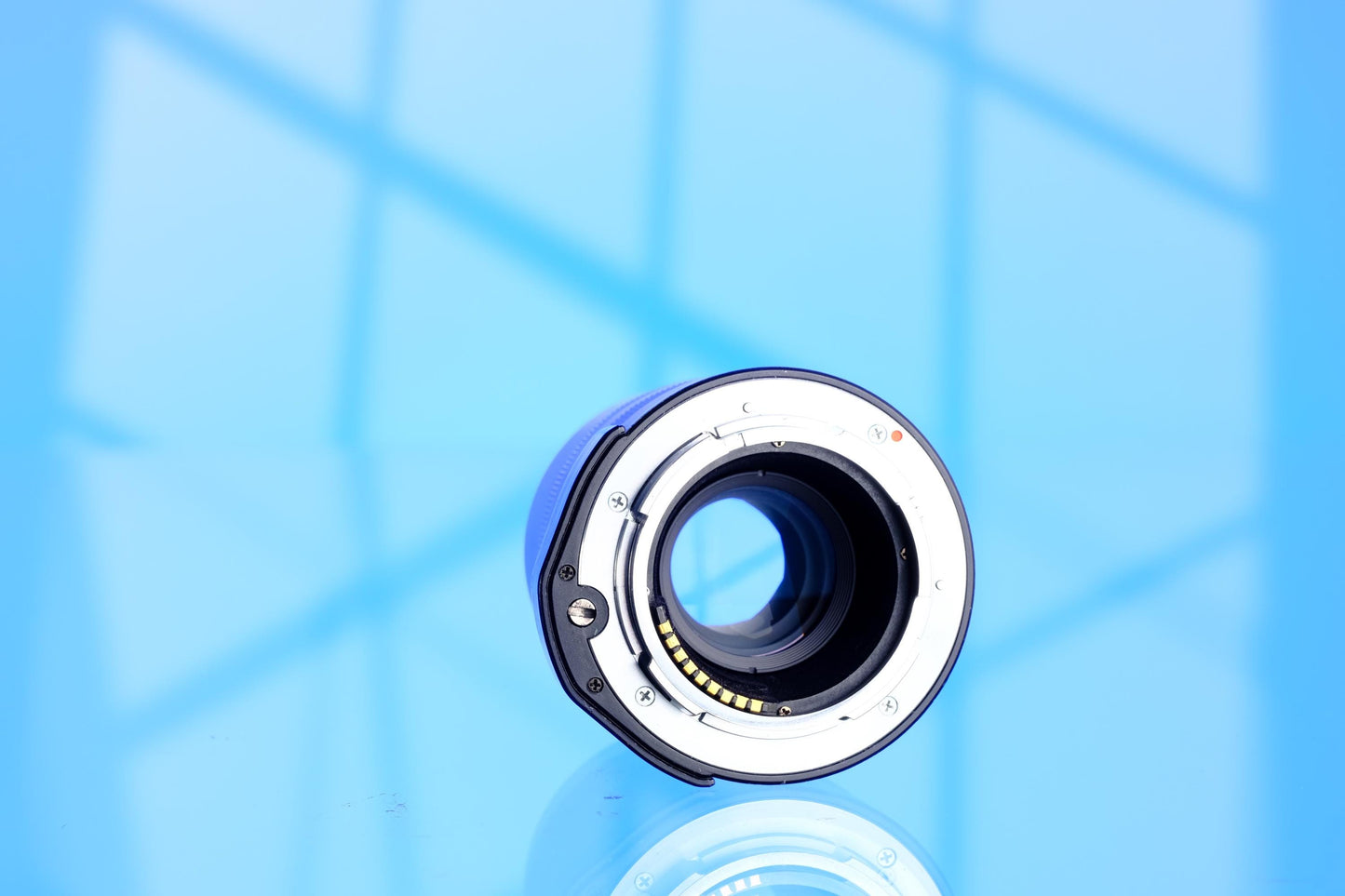 Contax G 90mm f/2.8 Sonnar Telephoto Lens - w/ GG-3 Hood, GK-54 metal cap