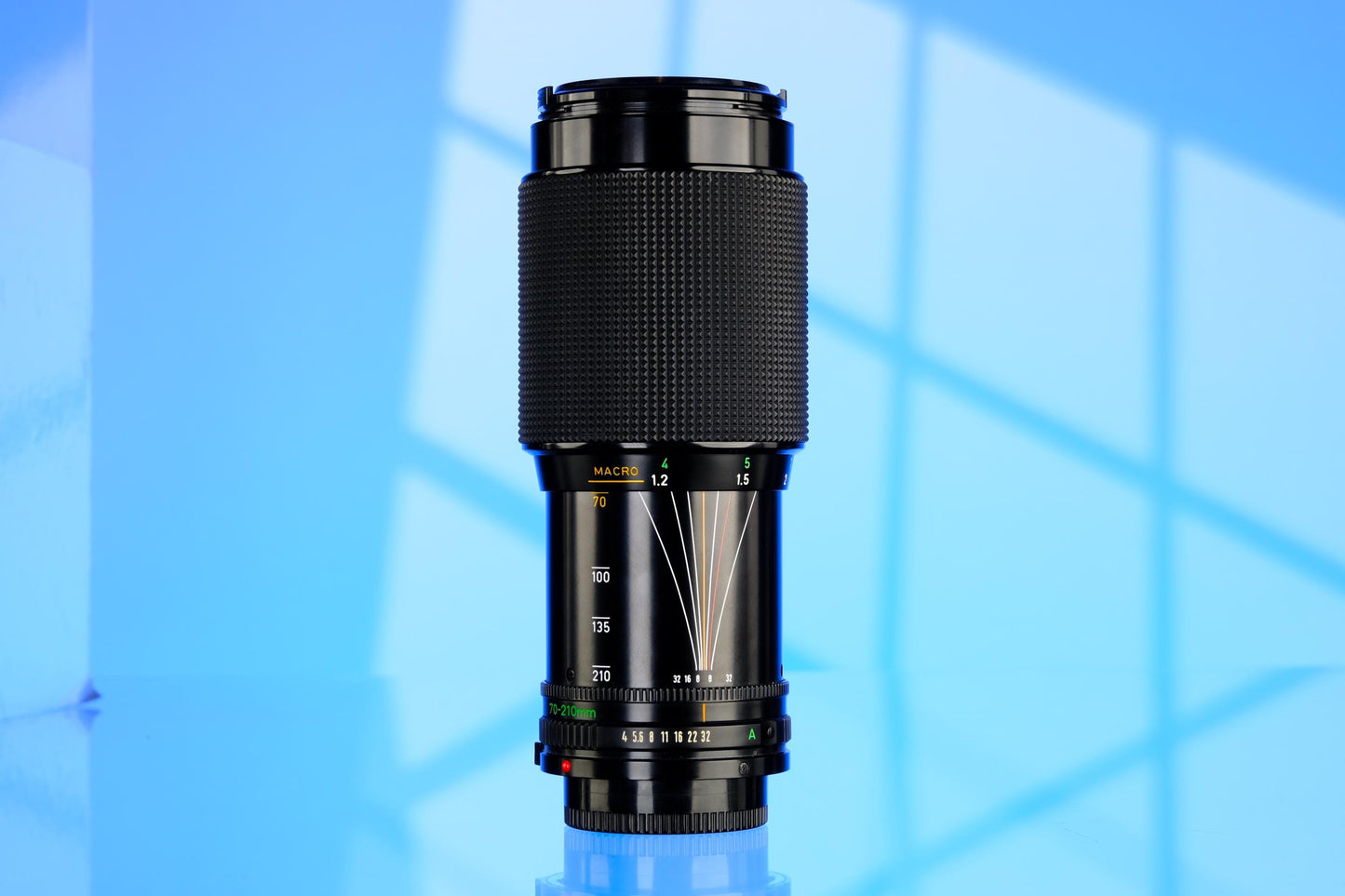 Canon FD 70-210mm f/4.0 Telephoto Zoom Lens For Ae-1 or Similar