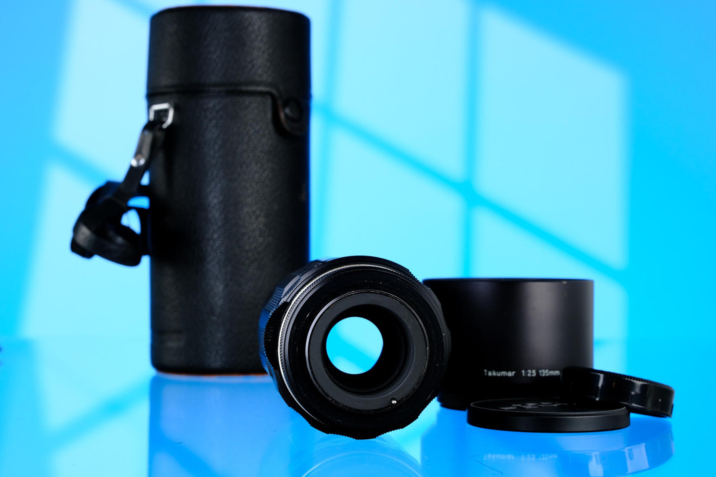 Pentax Super Takumar 200mm f/4.0 Telephoto lens w/ Case