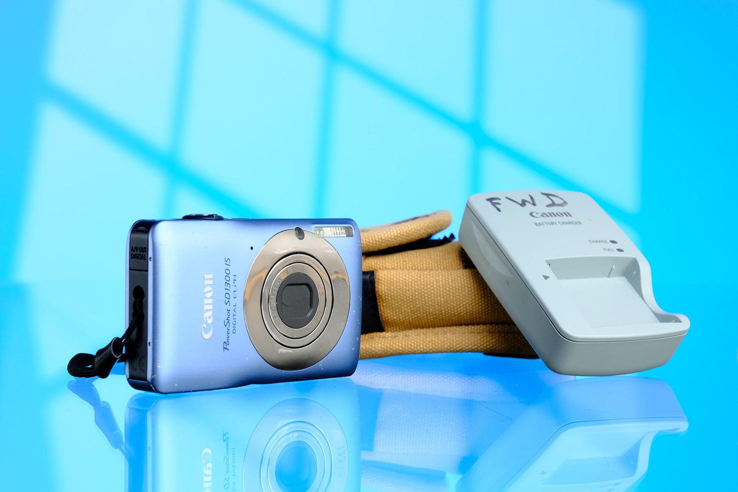Canon PowerShot SD1300 ELPH Digital Point and Shoot Digicam Camera