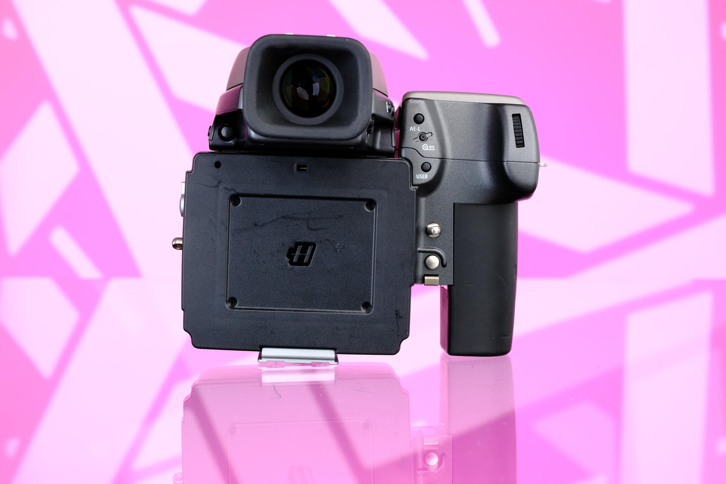 Hasselblad H2 645 Medium Format Camera - Body + Viewfinder