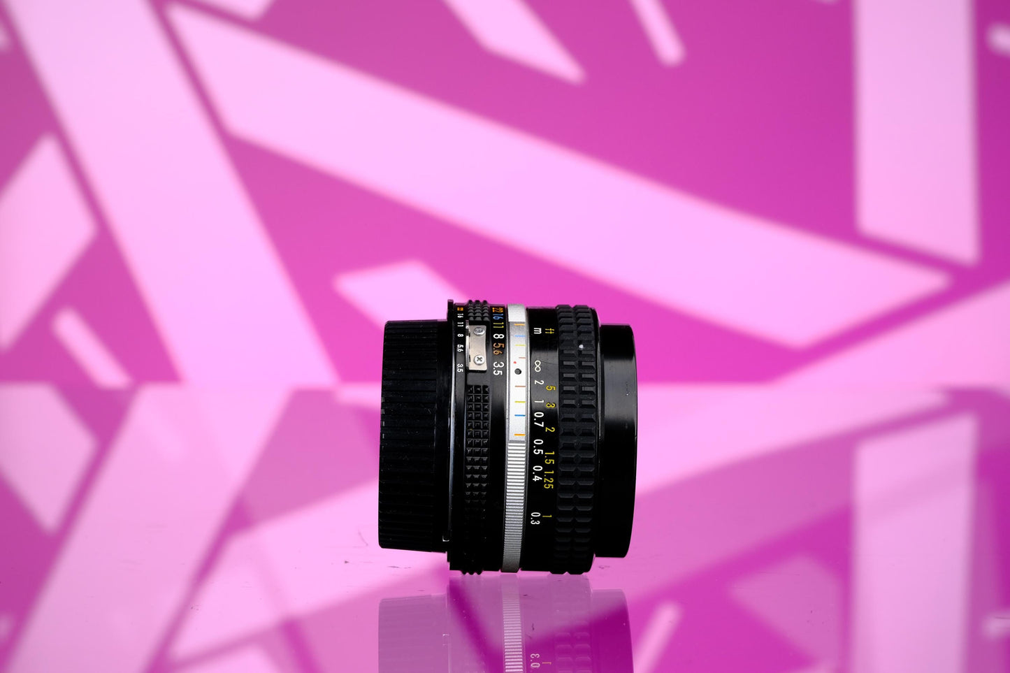 Nikon 20mm f/3.5 Ai-S Wide Angle F Mount Prime Lens