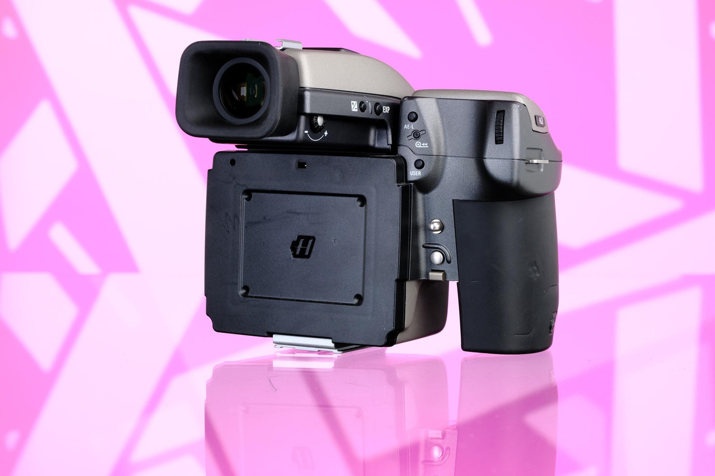 Hasselblad H2 645 Medium Format Camera - Body + Viewfinder