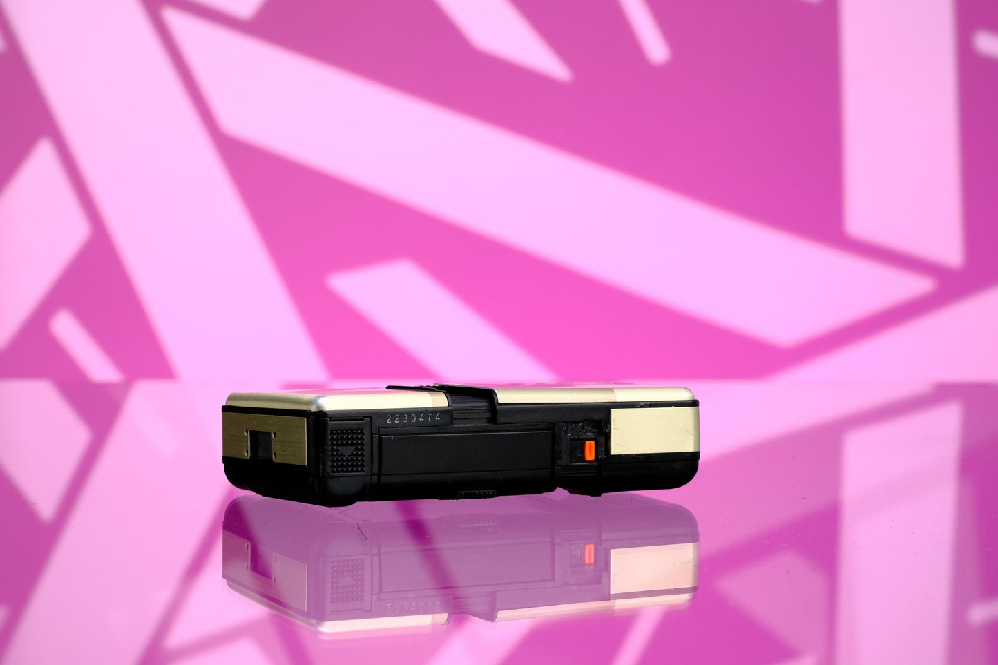 Konica Recorder 35mm Half Frame Point & Shoot Camera - Champagne Silver