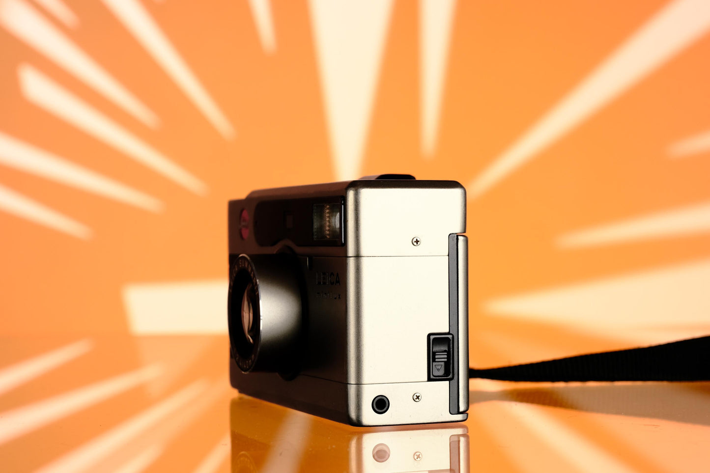 Leica Minilux 35mm Point and Shoot Film Camnera - 40mm f/2.4 Lens - Replaced Ribbon Cable!