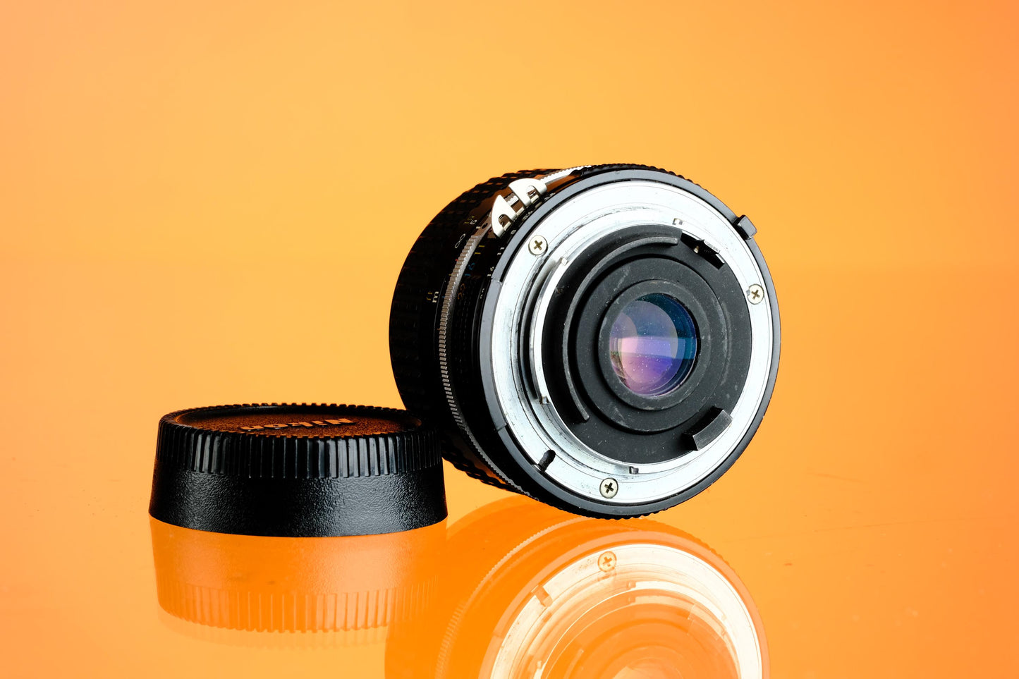 Nikon Nikkor 28mm f/3.5 Ai Wide angle F Mount Lens