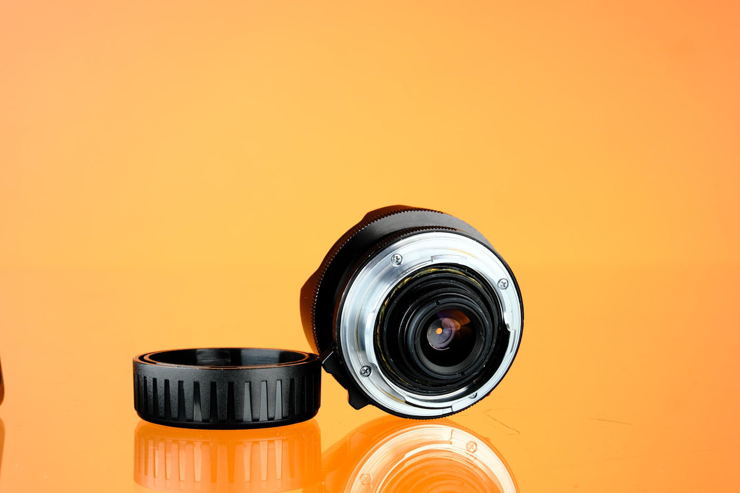 Voigtlander 15mm f/4.5 ii Leica M Mount Super Wide Angle Lens + Viewfinder