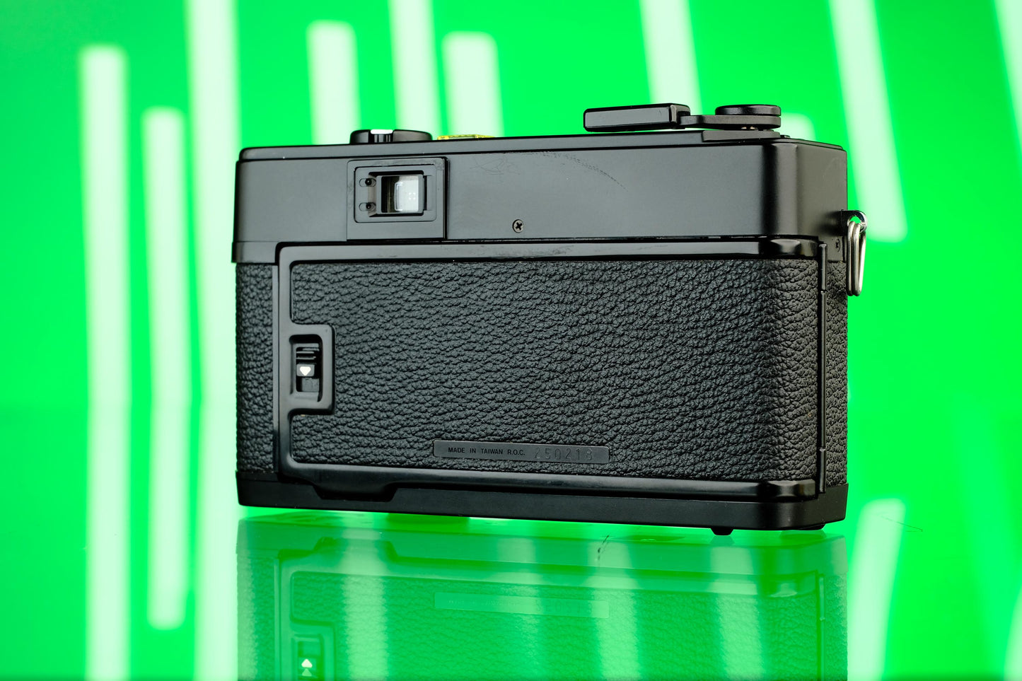 Chinon 35 F-A 38mm f/2.8 Point and Shoot Camera