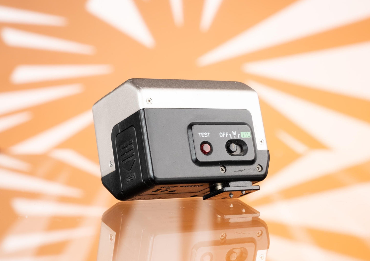 Contax TLA 200 Flash