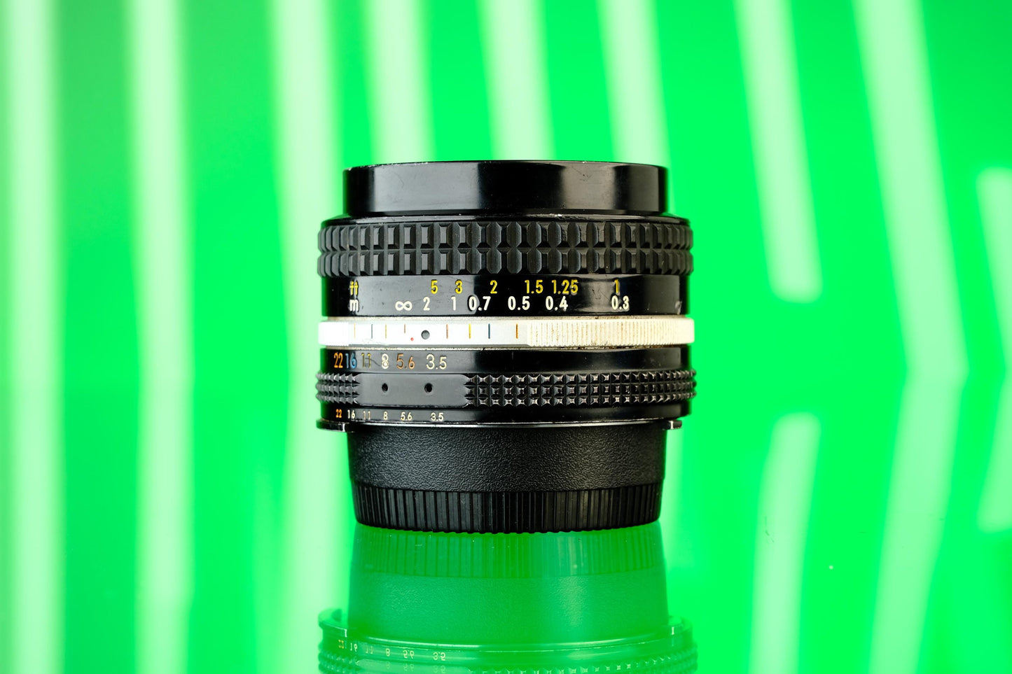 Nikon 20mm f/3.5 Ai-S Wide Angle Prime Lens F Mount