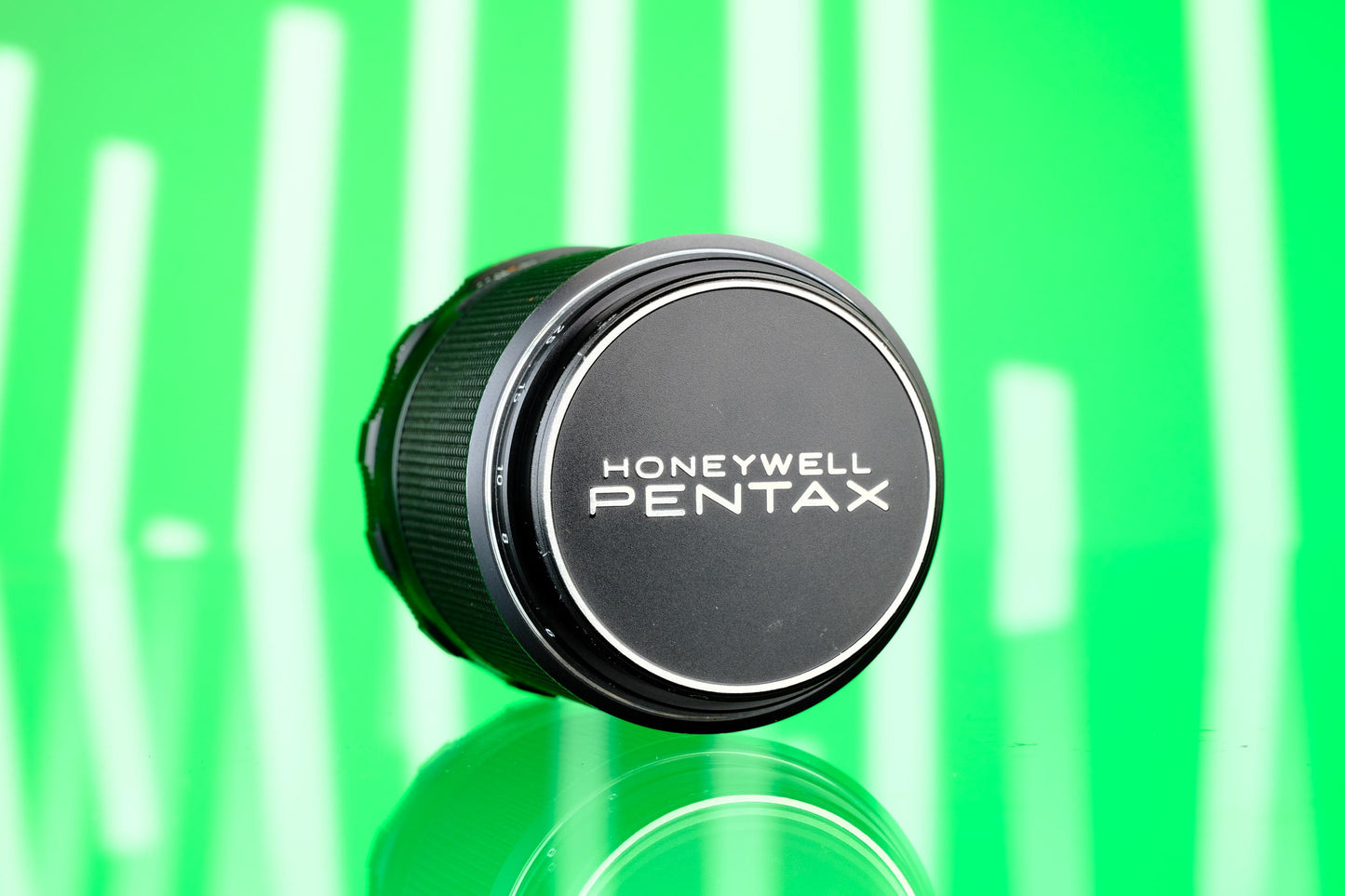 Pentax SMC 100mm F/4 Macro M42-Mount Lens