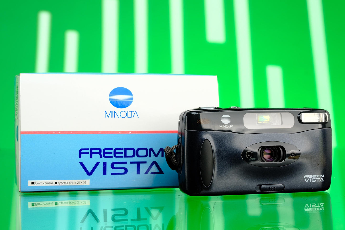 Minolta Freedom Vista Panoramic 35mm Point and Shoot