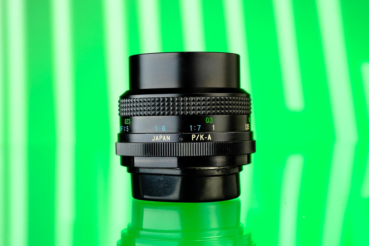 Vivitar 28mm f/2 MC Close Focus Wide Angle Lens - Pentax K Mount