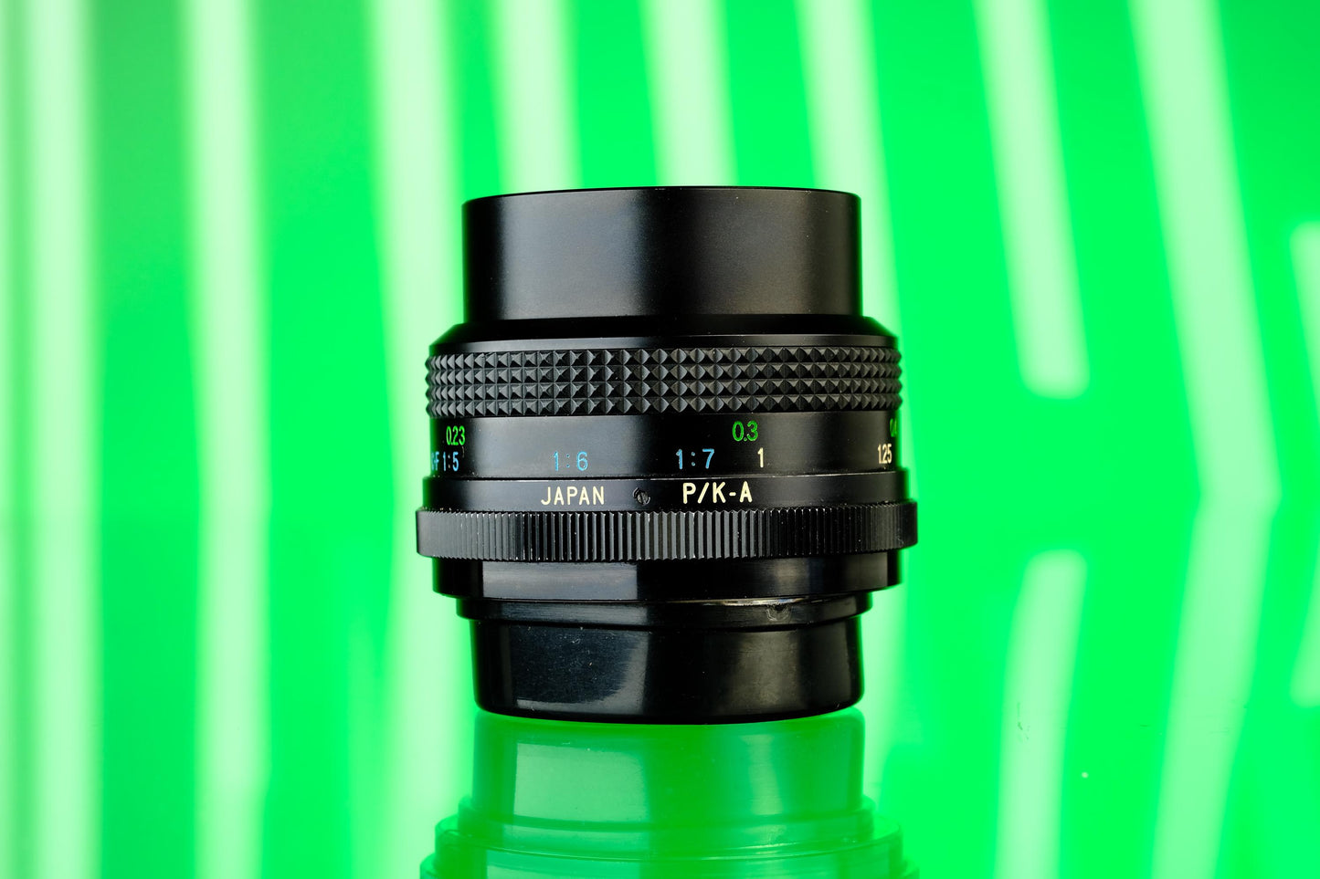 Vivitar 28mm f/2 MC Close Focus Wide Angle Lens - Pentax K Mount