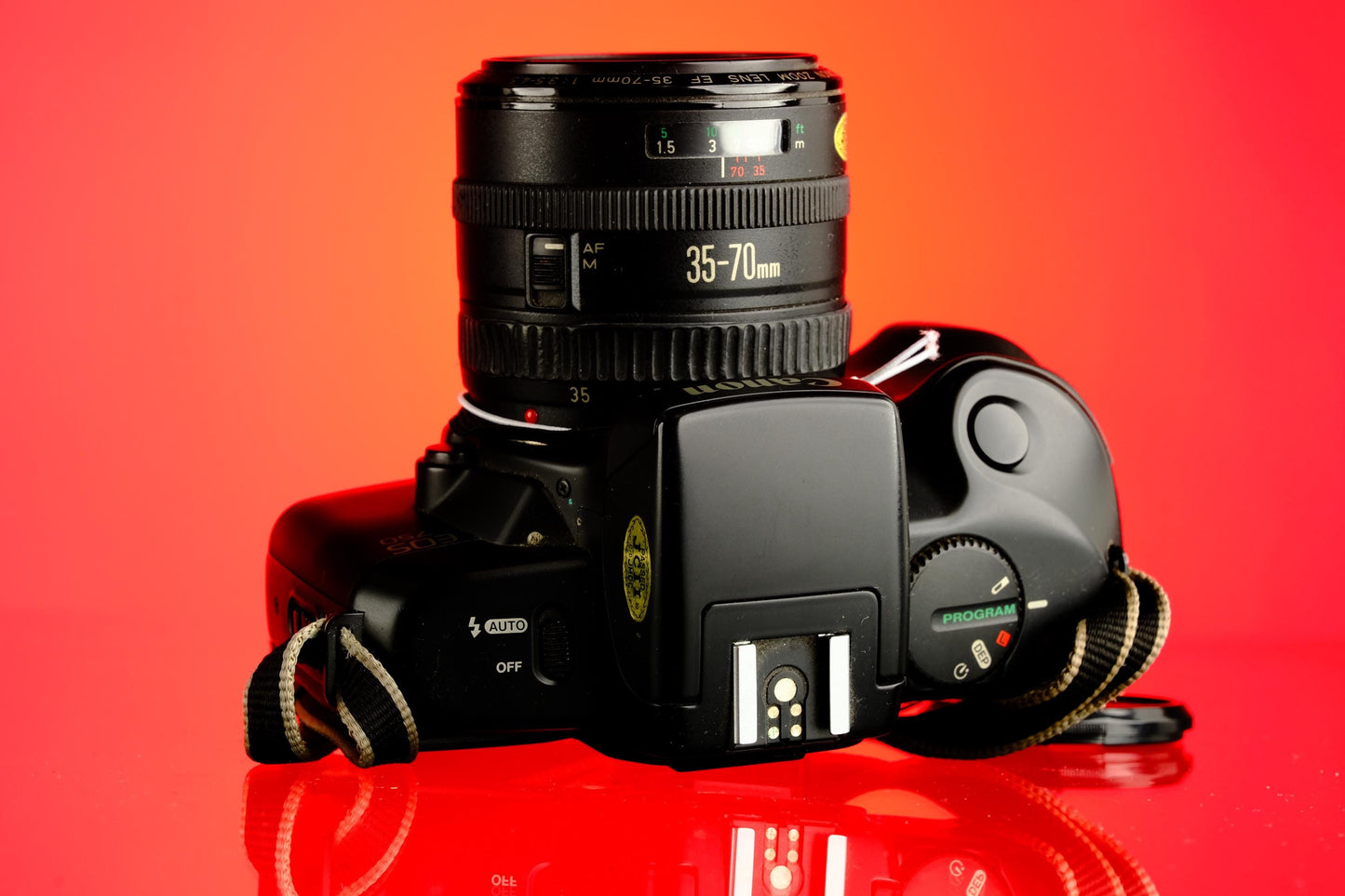 Canon EOS 750 35mm SLR Camera + 35-70mm f/3.5-4.5 Zoom Lens