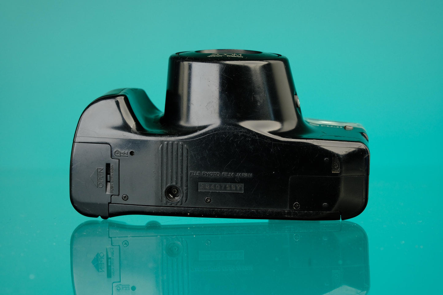 Fujifilm FZ-2000 Zoom 35mm Point and Shoot Film Camera