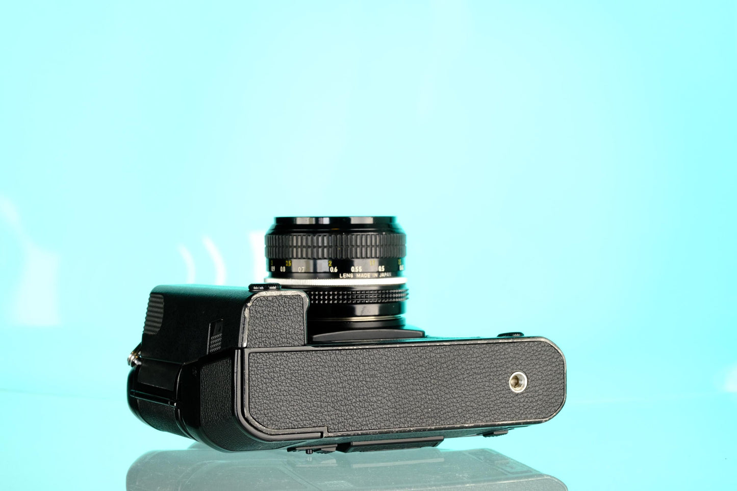 Nikon F3 HP 35mm SLR Film Camera + MD-4 Motor Drive Grip