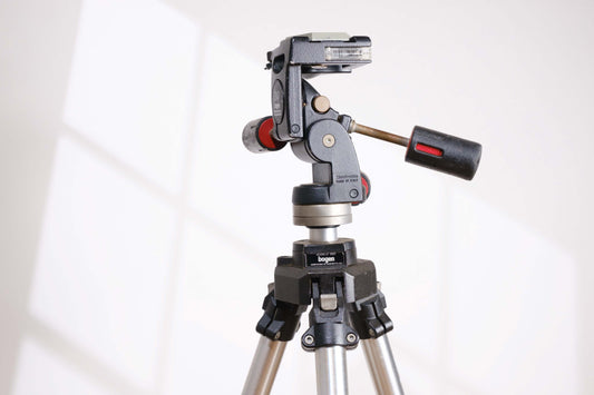 Bogen 3021 Tripod Legs + 3047 Tripod Head
