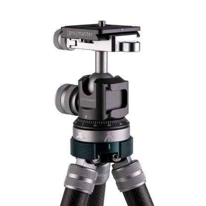 Promaster iota 422 Ultralightweight Tripod Kit - Carbon Fiber
