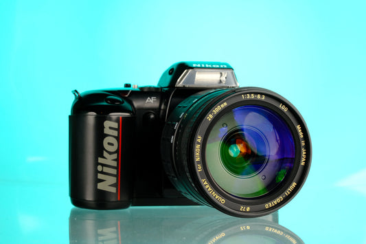 Nikon N5005 35mm SLR Film Camera + 28-300mm f/3.5-6.3 Zoom Lens Kit