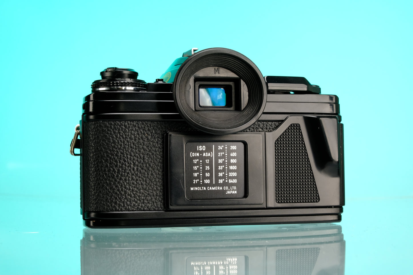 Minolta X-700 35mm SLR Film Camera + 50mm f/2 Lens