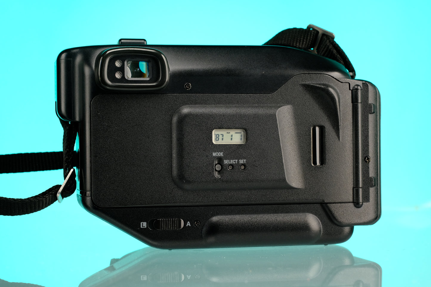 Canon Autoboy Zoom Super 35mm Point and Shoot Film Camera