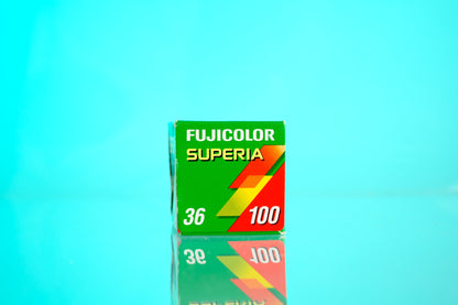 Fujifilm Superia 100 35mm exp 03/2007
