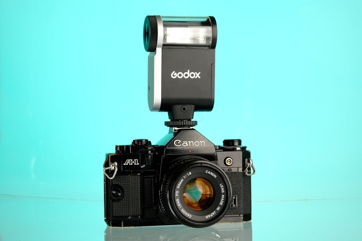 Godox ia32 Compact Hotshoe Flash