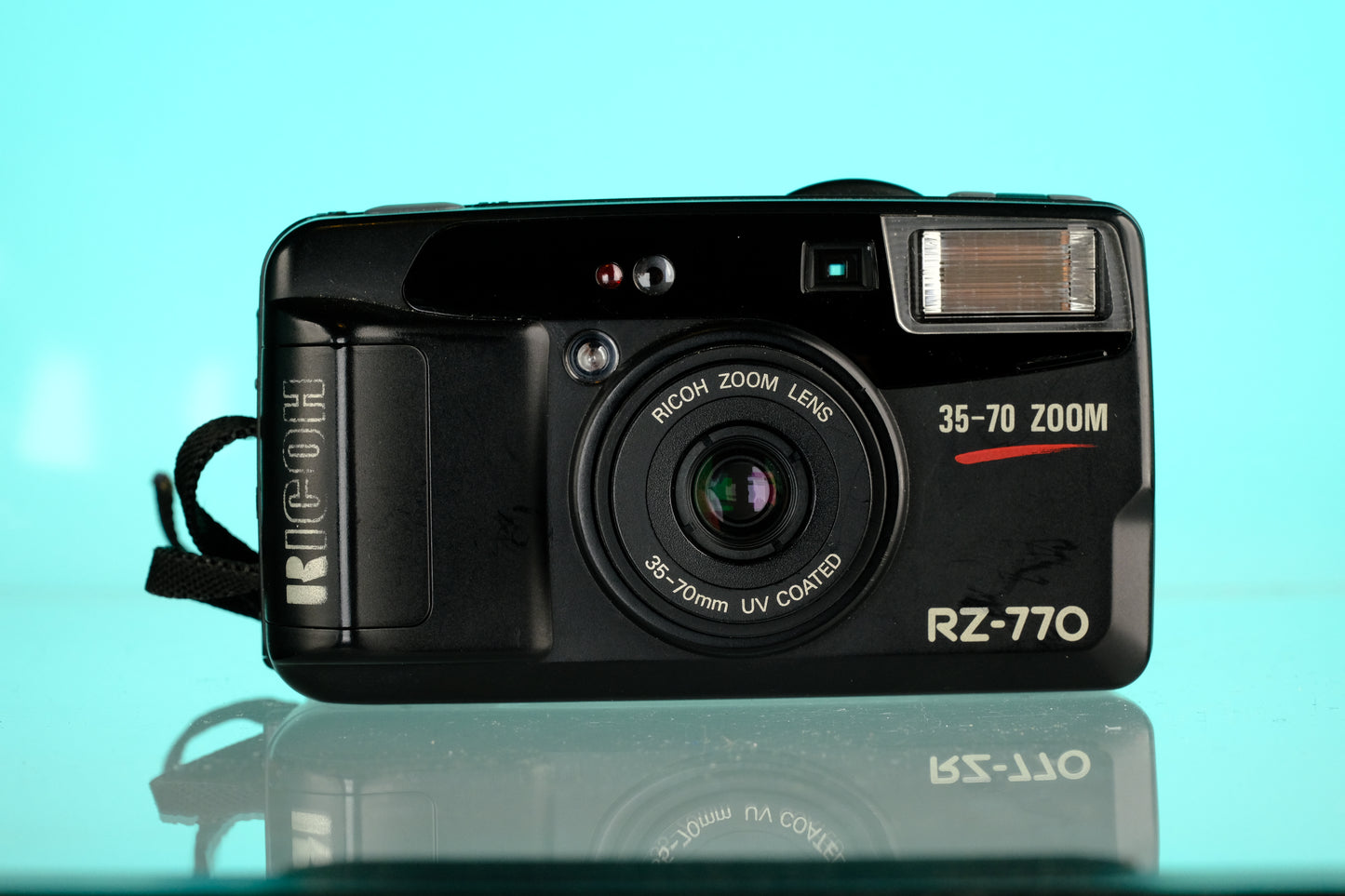 Ricoh RZ-770 35mm Point & Shoot Film Camera